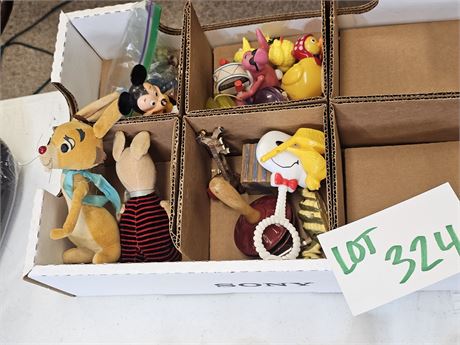 Mixed Vintage Toy Lot : Disney Pooh Characters / Mickey / Marbles & More