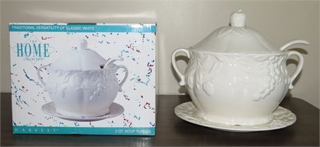The Home Collection 3 Qt. Soup Tureen