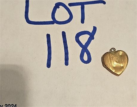 10K Gold Puffy Heart Pendant	0.6 dwt