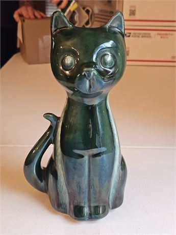 Vintage McMaster Green Drip Glaze Pottery Cat 809-USA