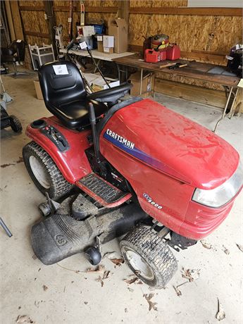 Craftsman 27" V-Twin GT5000 Riding Mower