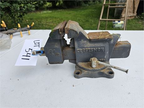 Craftsman 4 ½" Table Vise