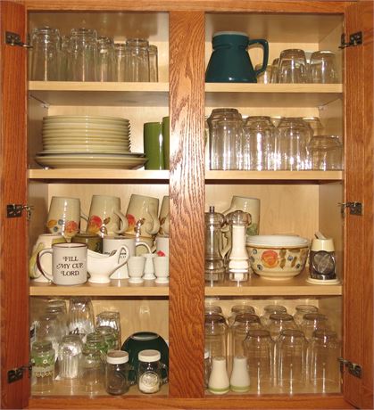 Kitchen Cabinet Cleanout: Glassware, Mugs, Plates, Etc
