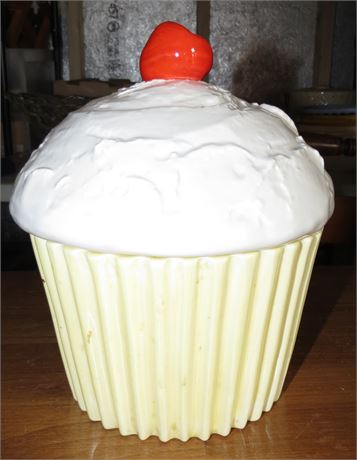 Cupcake Cookie Jar