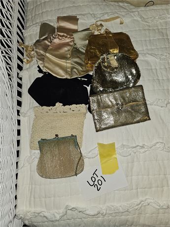 Vintage Handbags : Mesh / Beaded / Satin & More