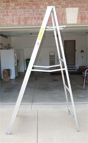 8' Aluminum Step Ladder