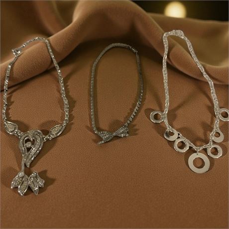 Art Deco Style Silver Rhinestone Bib Necklace W/Matching Clip On Earrings
