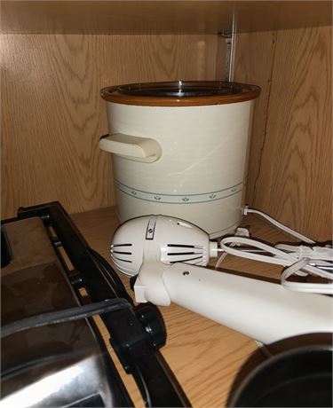 Rival Crock-Pot Slow 3.5 Qt Cooker, Hamilton Beach DrinkMaster, Panini Maker