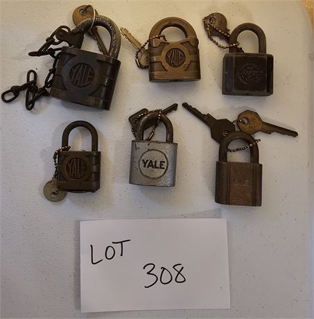 Vintage Yale Pad Lock Lot - Mixed Sizes with Keys