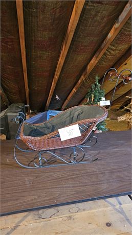 Wicker & Metal Sleigh Display