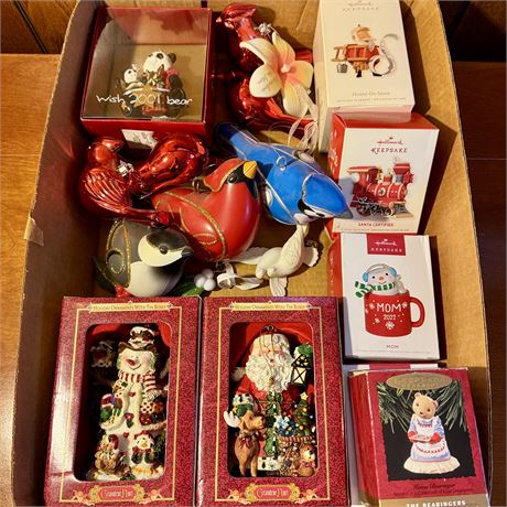 Mixed Ornaments Lot w/ Grandeur Noel, Large Plastic Birds & More