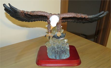 Bald Eagle Figurine