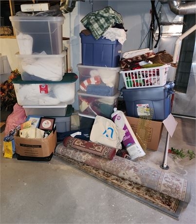 Large Totes & Contents Cleanout