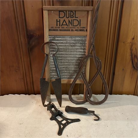 Small Primitives Bundle with Rug Beater, Smaller Washboard and More