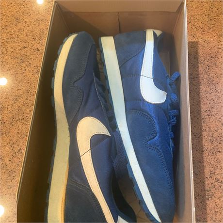 Retro1980s Nike Air Pegasus Running/Tennis/Athletic Shoes In Blue & White