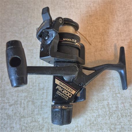 Shimano FX 200 Fishing Reel