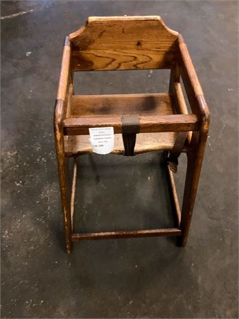 Vintage Wooden Restaurant High Chair (Lot of 4)