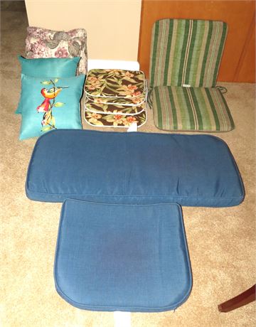 Chair Cushions & Throw Pillows