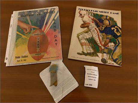 Notre Dame Fighting Irish vs. Pittsburgh Pitt Official Program 1966 & ND Pin