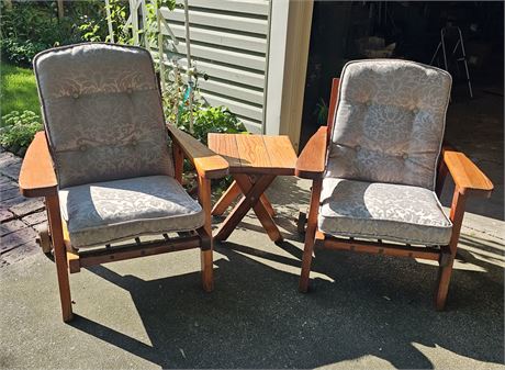 2 Wooden Garden Chairs & 2 Sets of Cushions w/ Small Table