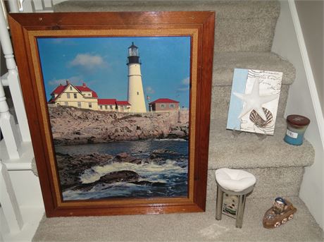 Lighthouse & Beach Decor