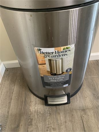 Better Homes and Garden 14.5 Gallon Step Can Trash Can