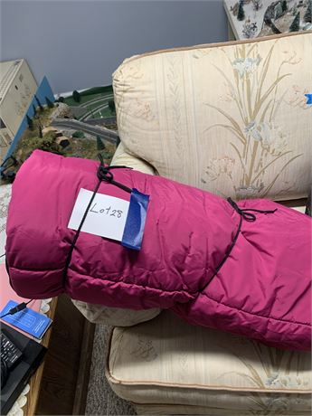 Dark Pink/Fuchsia Quilted Down Sleeping Bag