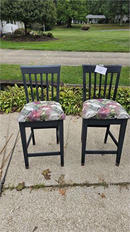 Wood High Back Bar Chairs/Stools