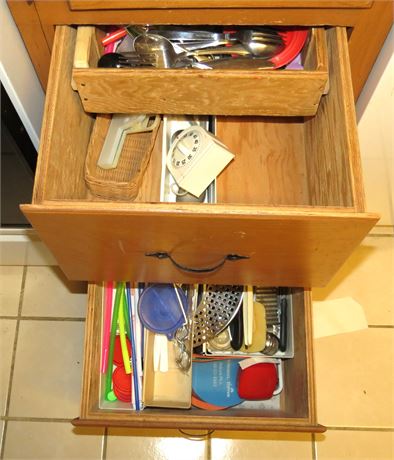 Kitchen Drawers Cleanout