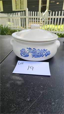 Pfaltzgraff Yorktowne Lidded Casserole