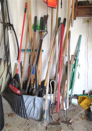 Garden Tool Cleanout