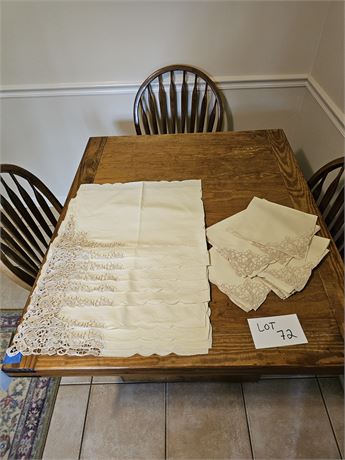 Vintage Taupe Cloth Napkins & Place Settings