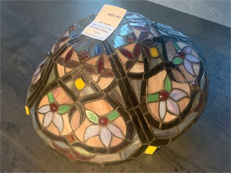 Tiffany-Style Stained Glass Lamp Shade W/Floral & Jewel Design
