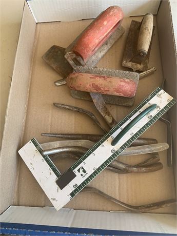 Misc Concrete Tools Lot