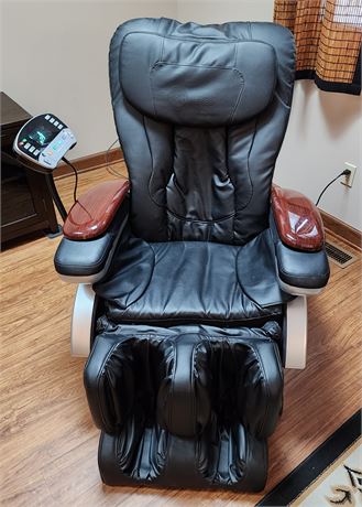 Bestmassage Deluxe Electric Full Body Massage Chair *Like New*