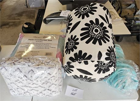 Mixed Blanket Lot- Size, Color & Maker Vary