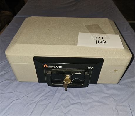 Sentry 1100 Lock Box with Key