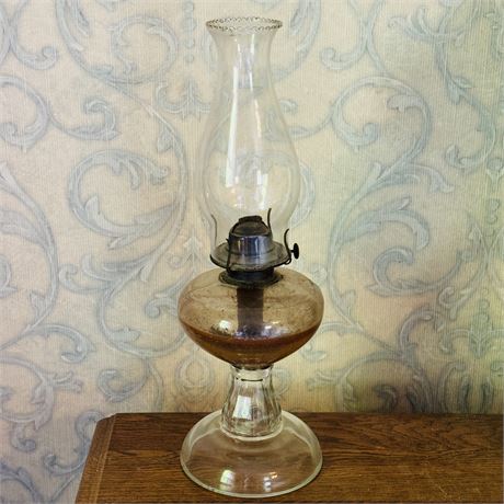 Old Oil/Kerosene Lamp with Eagle Burner