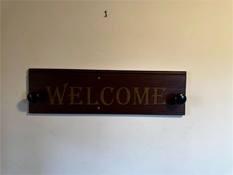 "Welcome" Wall Hanging