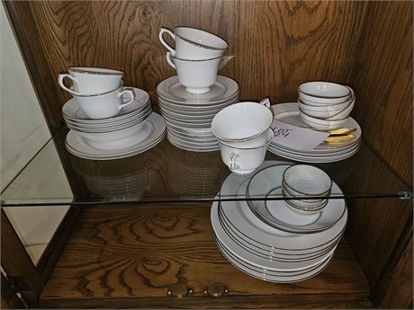 JC Penney Home Collection China Replacement Pieces Over 30 Pieces