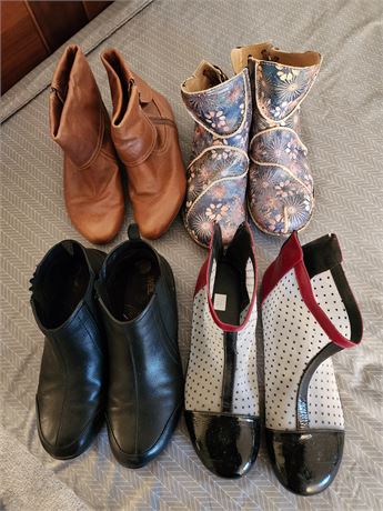 4 Pairs of Assorted Fashion Boot Size 8.5