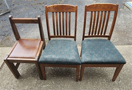 3 Chairs