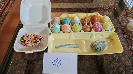 Pysanky Ukrainian Egg, HP Dyed & Wax Painted Eggs