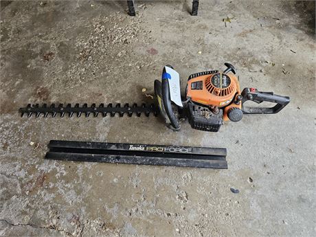 Tanaka Pro Force Gas Hedge Trimmer THT2120