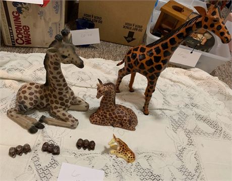 Giraffe and Mini Monkey Collectible Lot Hear No See No Speak No Evil