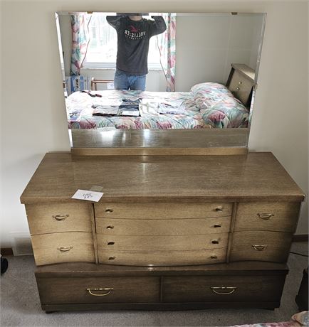 Bassett Dresser & Mirror