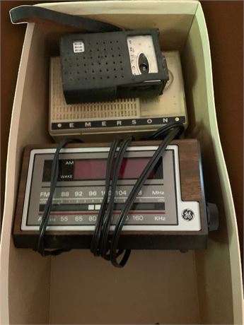 Vintage Transistor & Clock Radio Lot