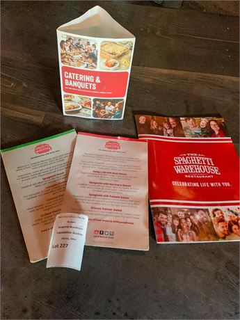 MEMORABILIA LOT - Spaghetti Warehouse Marketing & Menu Lot