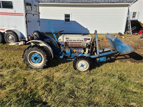 Satoh Beaver 370D 4WD Tractor with Fabricated Loader *RUNS*