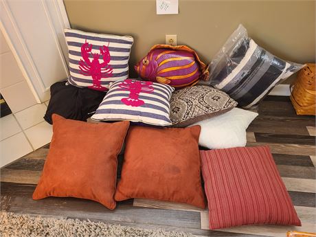 Throw Pillow Lot - Mixed Sizes, Colors & Styles